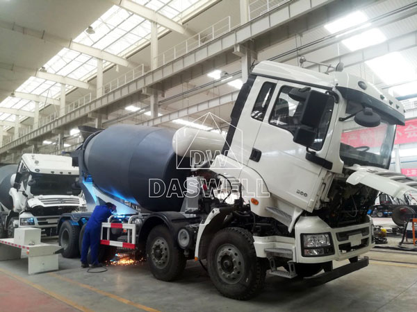 production working place of mixer truck