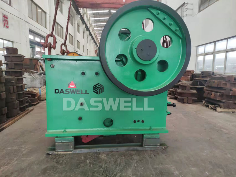 the jaw crusher in factory